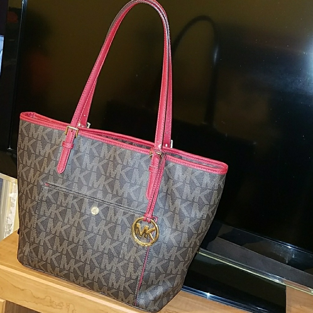 Michael Kors Jet Set Signature MD Snap